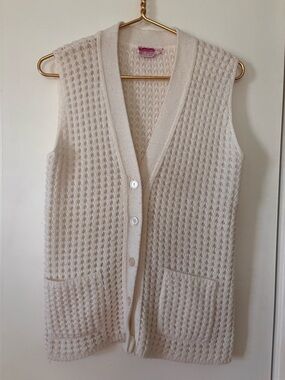 Vintage Cream Knit Button-Front Sleeveless Sweater Vest